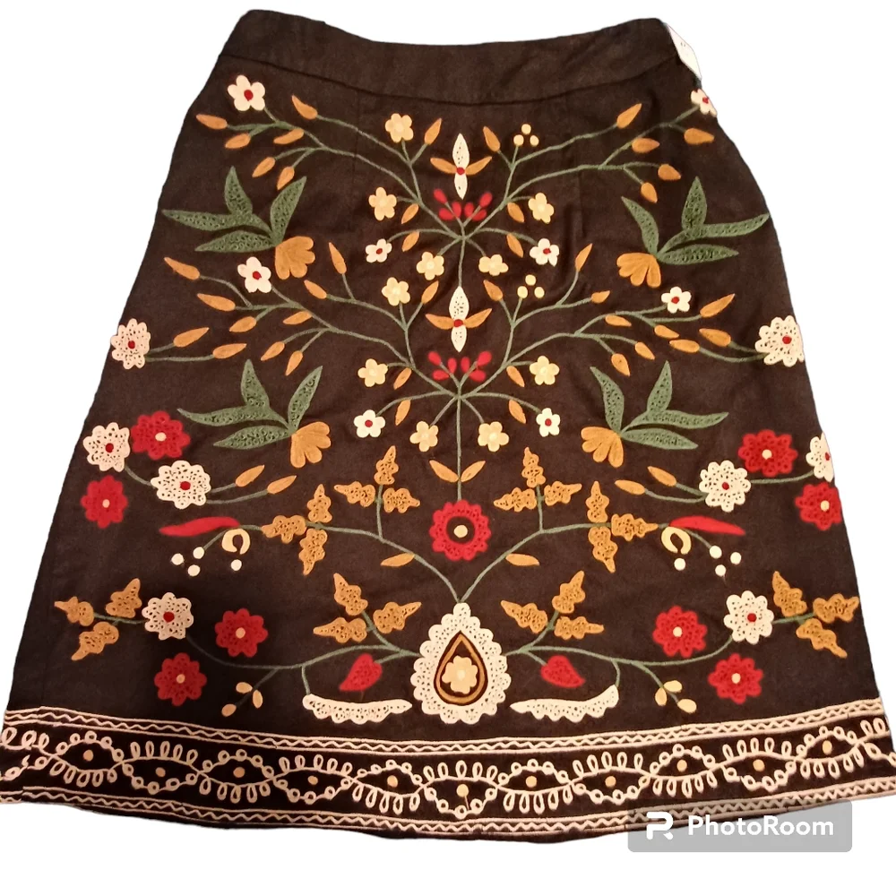 Eshakti Custom Wayward Fancies Floral Embroidered Embellished A-line Skirt - Picture 2 of 11